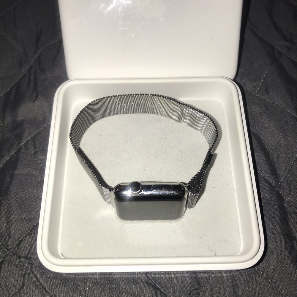Apple Watch Series 2 Stainless Steele